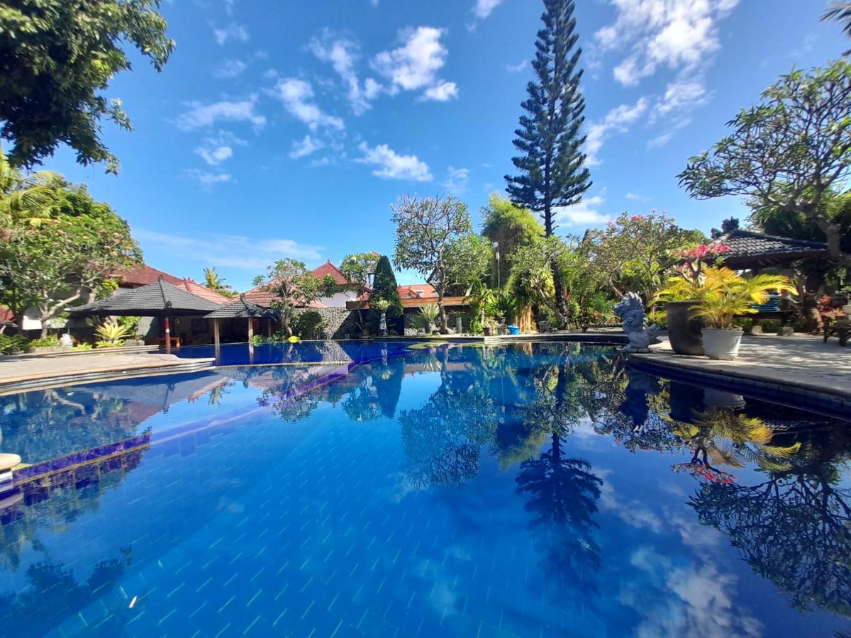 Puri Bali Hotel Lovina Zewnętrze zdjęcie